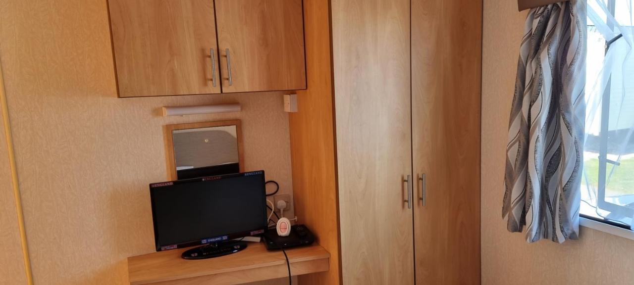 Lovely Caravan at Ingoldmells Apartman Kültér fotó
